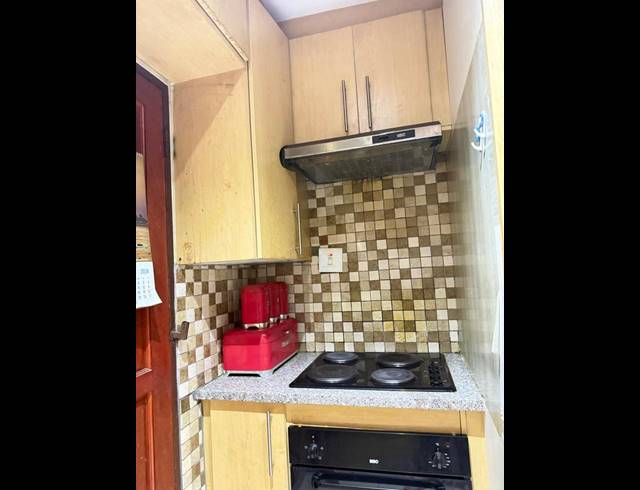 2 BEDROOM HOUSE FOR SALE IN CLAYVILLE